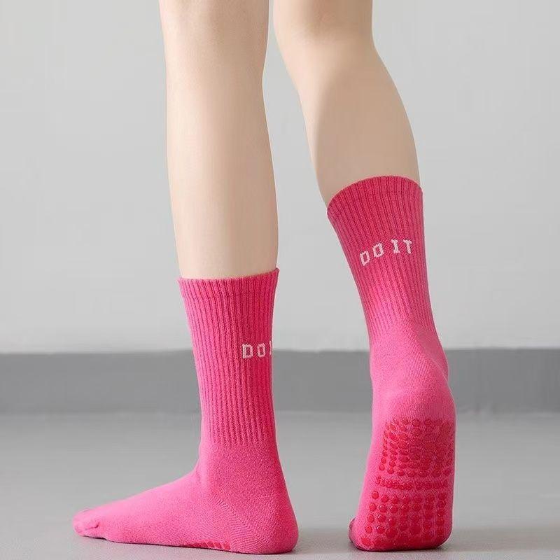 1 Paar neue, farbenfrohe, tren – Sports Socks Bewertung und Preis